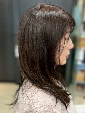 ヘアークリアー 春日部 おしゃれな大人のセミロング×ハッシュカット ダークブラウン