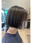 切りっぱなしボブ