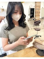 カミエ(kamie)&nbsp;＊外ハネミディアム オリーブグレー濃いめ 透明感 三宮美容室