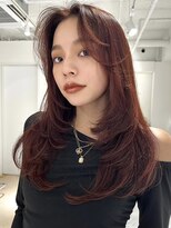 ヨロ 上野(YOLO)&nbsp;ハイライトカラーミルクティーベージュレイヤーカット