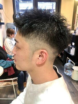 リトルクイニー(LittleQueenie) スパイキーショート