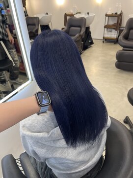 クオン 伊勢崎(QUON.) ネイビーカラー