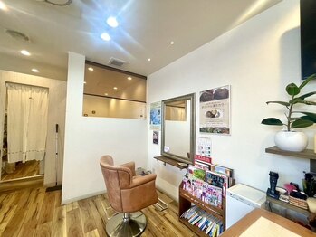 ビューティオアシス エミル(emiru)の写真/【大久保駅すぐ】穏やかな気持ちになれる自然派美容室《emiru》◇ナチュラルな空間で贅沢なひと時を。