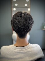 レオヘアワークス(LEO HAIR WORKS) メンズパーマ センターパート 刈り上げ 新潟市バーバー 床屋