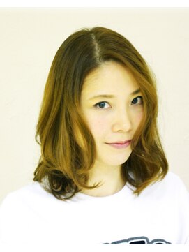 ノーマジーン(Norma jean) "クシュクシュ”のスパイスで誕生したグランジBOB!☆