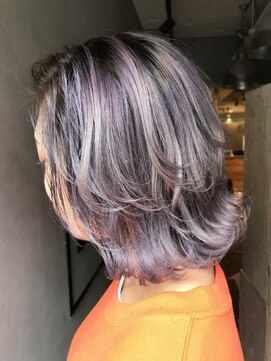 ジーナ(XENA) ラベンダーホワイト