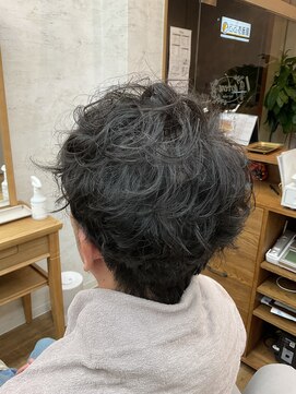 ガーベラ(gerbera) 爽やかミディアムショート