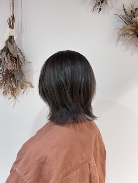 デイジー 八千代勝田台(daisy) ツヤGREIGE「daiy八千代勝田台　小松」