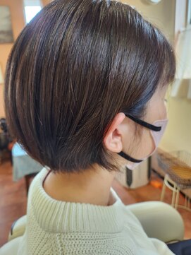 アメリ ショートボブ