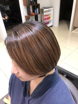 アッシュ 鷺沼店(Ash) ハイライトボブ