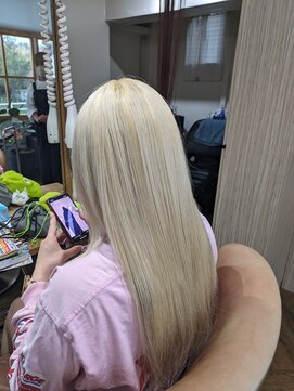 デフィ(defi) ＃エクステ＃プルシールエクステ＃プルエクステ＃ホワイトカラー