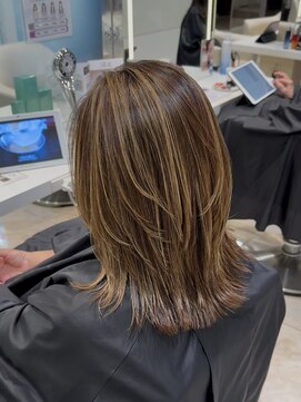 ケンジ 平塚 アネッタ(KENJE annetta) 艶髪ストレート　髪質改善カラー　髪質改善トリートメント