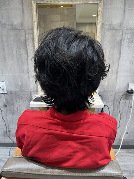 パダ(PADA) メンズウルフ外はねパーマ