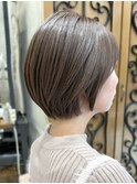 「岩田莉奈」地毛風縮毛矯正 ひし形ショートボブ 白髪染め 新宿