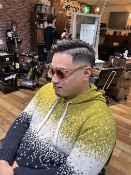 ディアー 生駒店(Dear) 震災刈りミドルフェード×パーマ