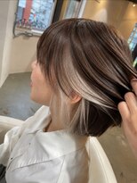 エン(En,)&nbsp;ホワイトベージュイヤリングカラー