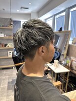 クイル(quill)&nbsp;大阪梅田メンズハイライト/センターパート／ホワイトメッシュ