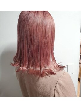 シェリア(Shelia) ペールピンク×外ハネロブ【Shelia町田】