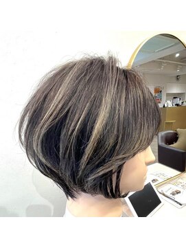 フェイス 石川町 (FACE) 大人ハイライト