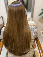 ヘアメイク リヴ(Hair Make Liv) 極艶カラー×フォギーベージュ