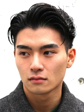 ガズル ハラジュク(GUZZLE HARAJUKU) *幅広い年齢層から好評　フェザーパーマ七三　　黒髪短髪*