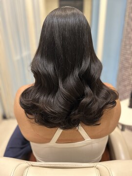 アピッシュ ギンザ(apish ginza) コテ巻き風パーマ/韓国風パーマ/韓国ヘア/ロングパーマ