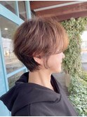 美魔女ショートヘア