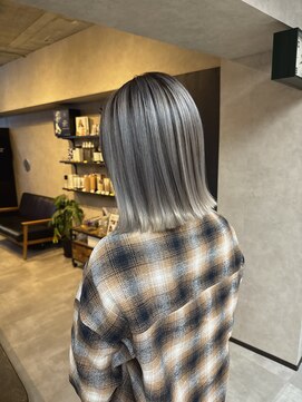 サニー 渋谷(SUNNY) nバレイヤージュ、ハイライト、レイヤーロング、グレーベージュ