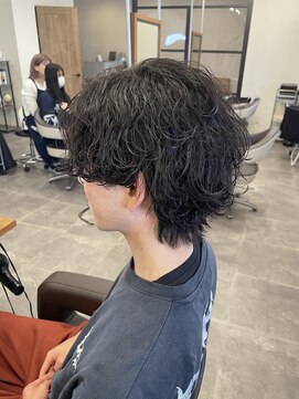 シェルター プロデュースド バイ エムズ(Shelter produced by M's) ウルフ波巻きパーマ