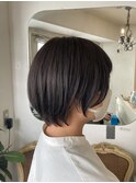 耳かけ大人かわいい小顔ショートボブナチュラル丸みショート