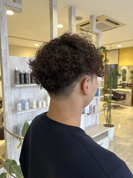 クリーム(CREAM) メンズ　波巻きパーマ