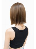 艶ストレートの切りっぱなしボブ