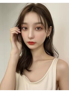 オンク 新宿(onk) 黒髪/グレーベージュ/レイヤーロング/前髪パーマ[新宿駅]