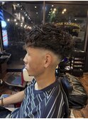 スキンフェード×パーマ