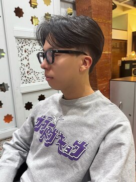 メンズサロンバムオム 名古屋栄店(MEN’S SALON BAMM HOMME) 大人爽やかに。ナチュラルセンターパート