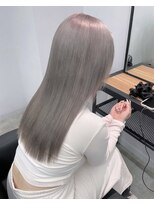 リンドトウキョウ(LINDO TOKYO)&nbsp;ホワイトシルバー/ブリーチ/ハイトーン/ダブルカラー/心斎橋