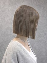 ヘルツ(Hz) 切りっぱなしボブ