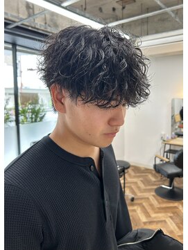 シーイー(C.E) マッシュ×シャドウパーマ