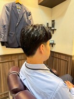 ミリオンバックス 御徒町店(Million Backs) 御徒町/刈り上げセンターパート/波巻きツイストスパイラル