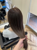 ダイガクドオリ美容室&nbsp;グレージュカラー