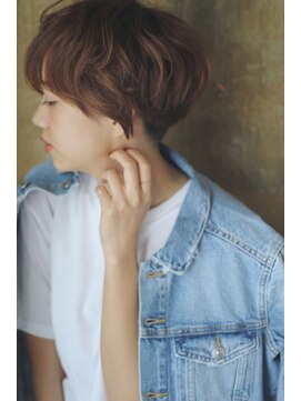 ブルーム コスタ(Blume COSTA) 【BlumeCOSTA】マニッシュショートのサイドシルエット