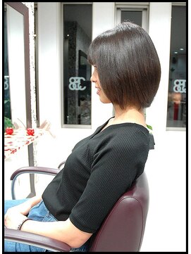 メタ(META) 暗めのアッシュブラウン・ブルー