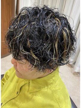 レジナヴィータ 栄(Reginavita) 【Reginavita栄】コントラストハイライトショート