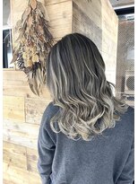 フォーク(FOLK)&nbsp;恵比寿×YAMATO   ハイライトグラデーション_グレージュ