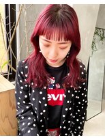 テトヘアー(teto hair)&nbsp;ベリーピンクレッドカラーロングヘア鮮やか暖色系