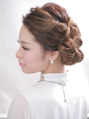 [新宿5分]ヘアセット￥2500～！着付MENUも充実◎結婚式やパーティに☆お客様の感性を汲み取り理想のStyleへ