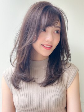 アグノス 青山(Agnos) ワンカール小顔レイヤーカット斜めバンググレージュカラー