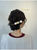 シニヨン　アップスタイル　お呼ばれヘア　結婚式ヘア