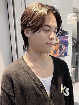 ルーシー(Lucy.) センターパート/ニュアンスパーマ/ウルフカット/メンズ