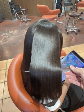 ダアッカ(da acca) 美髪矯正/ロングレイヤー/レイヤーカット